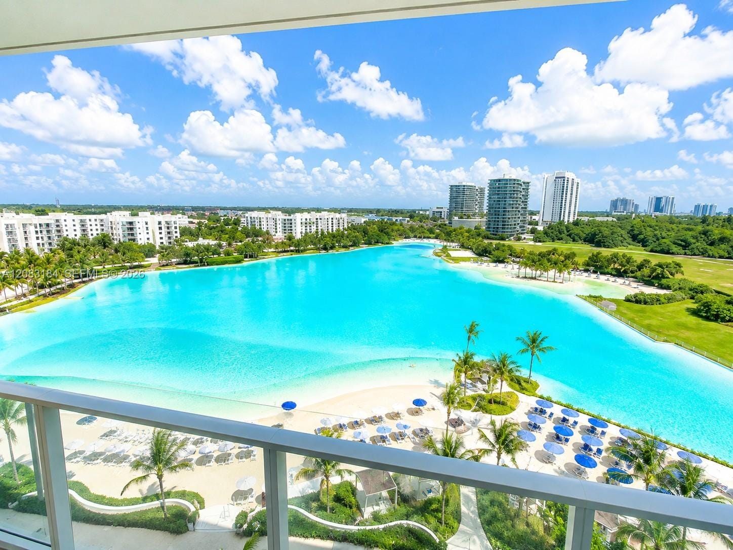 2411 Laguna Circle 709, Miami, FL 33181 photo 14