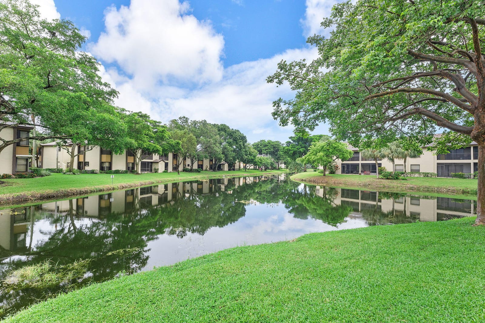 4321 CARAMBOLA Circle N 403-F, Coconut Creek, FL 33066 photo 27