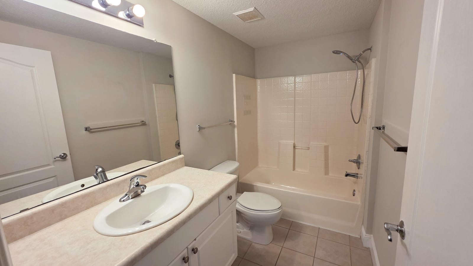 5090 FAIRWAYS Circle H105, Vero Beach, FL 32967 photo 14