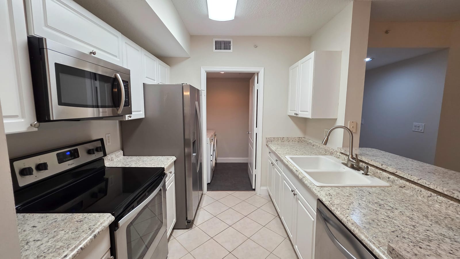 5090 FAIRWAYS Circle H105, Vero Beach, FL 32967 photo 7
