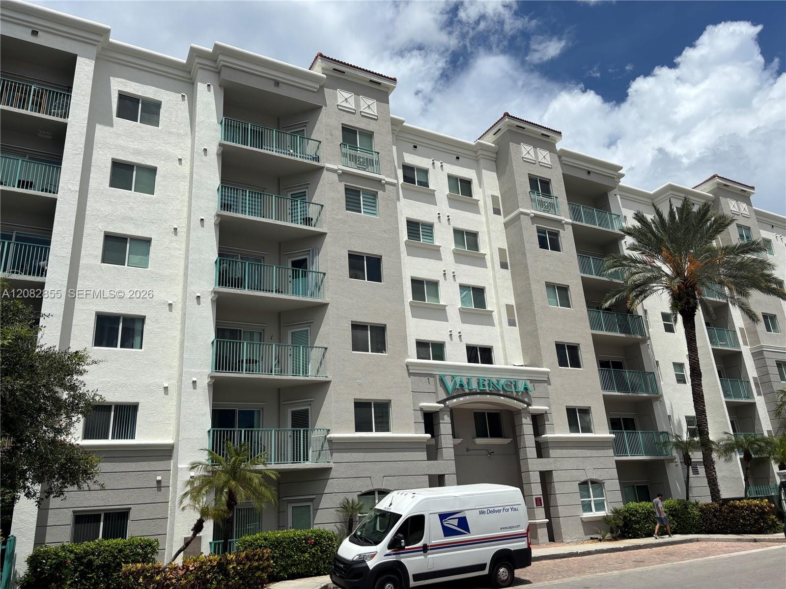 6001 SW 70th Street 324, South Miami, FL 33143