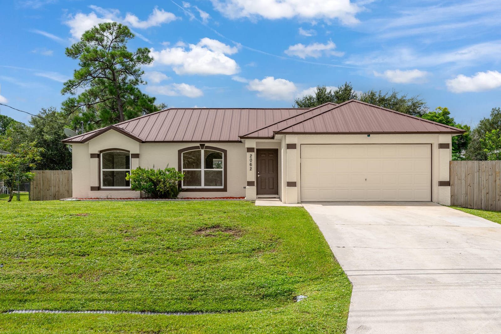2062 SW JANETTE Avenue, Port St. Lucie, FL 34953