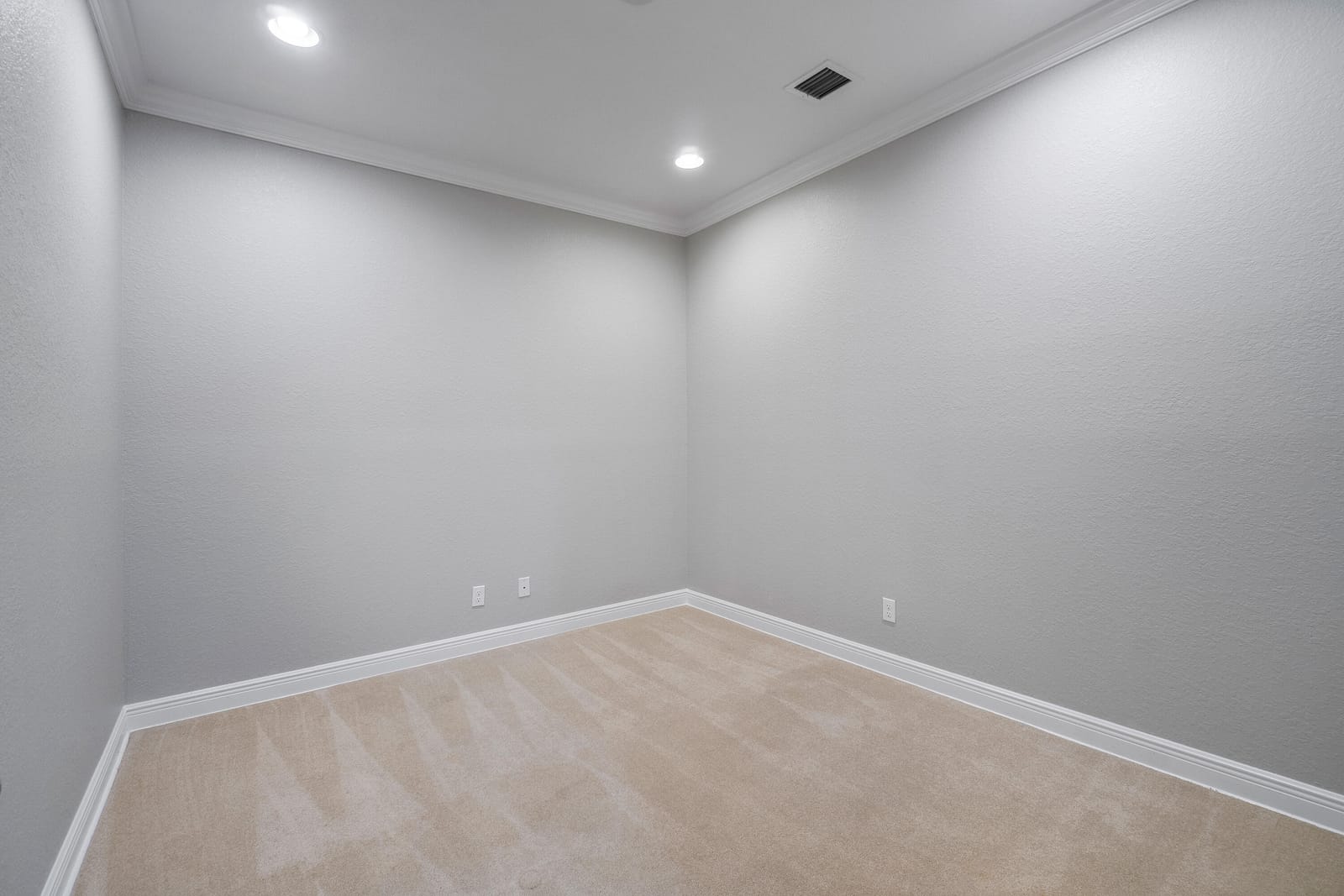 4612 Cadiz Circle — photo 11