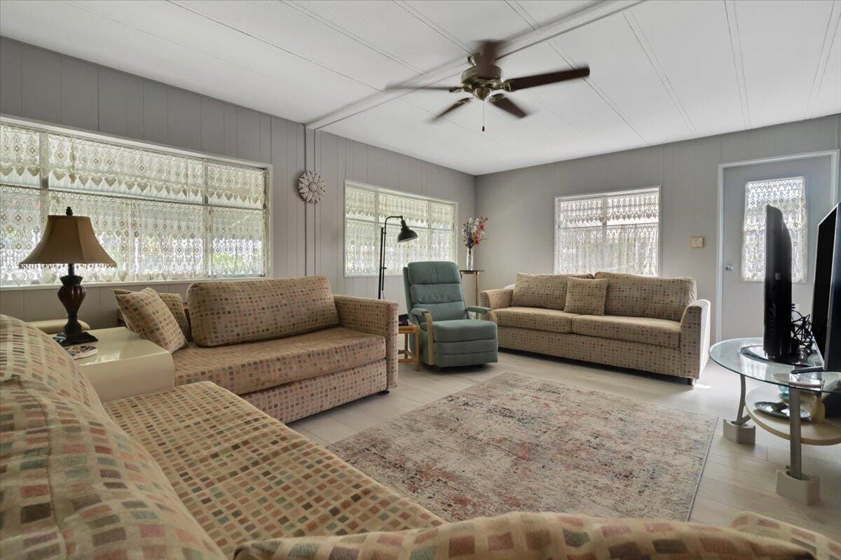 132 NW 53RD Place, Deerfield Beach, FL 33064 photo 23