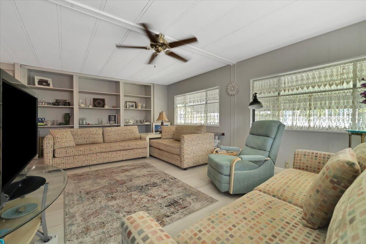 132 NW 53RD Place, Deerfield Beach, FL 33064 photo 6