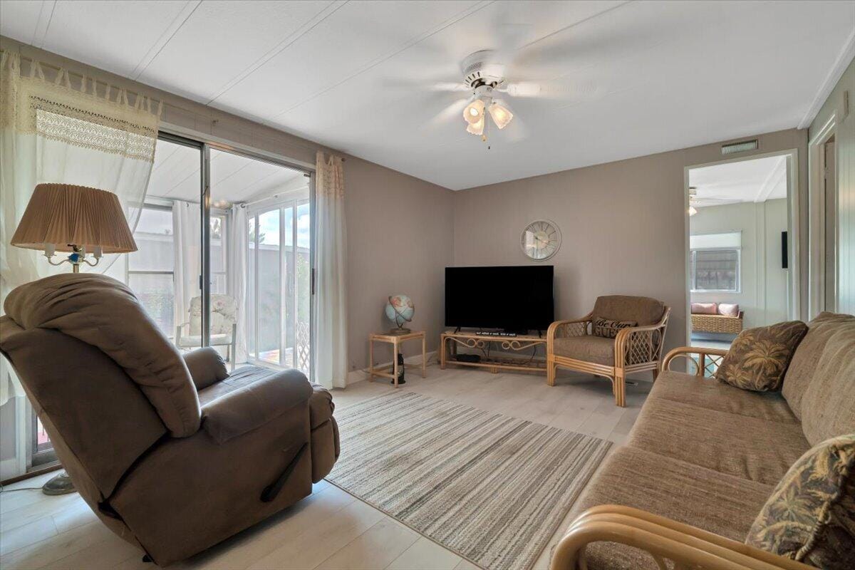 132 NW 53RD Place, Deerfield Beach, FL 33064 photo 7