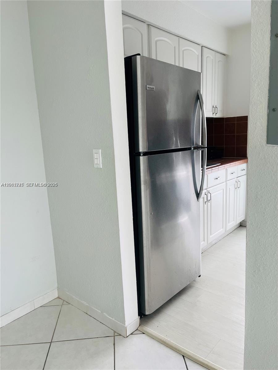 7725 Carlyle Avenue 7 — photo 8