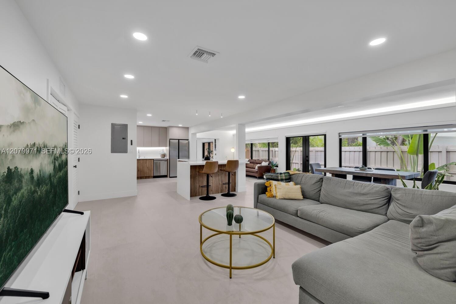 220 NE 105th Street — photo 4