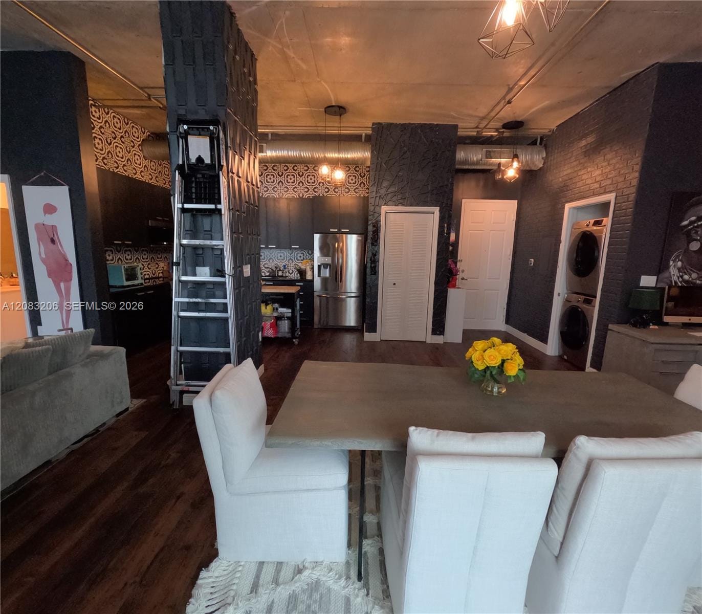 2100 Van Buren Street 222 — photo 11
