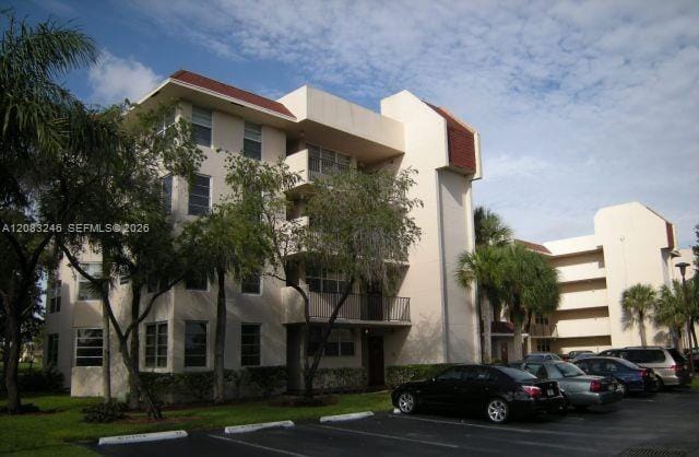 9520 Seagrape Drive 403, Davie, FL 33324