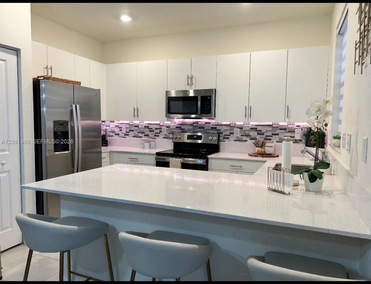 3328 W 114th Terrace 3328 — photo 9
