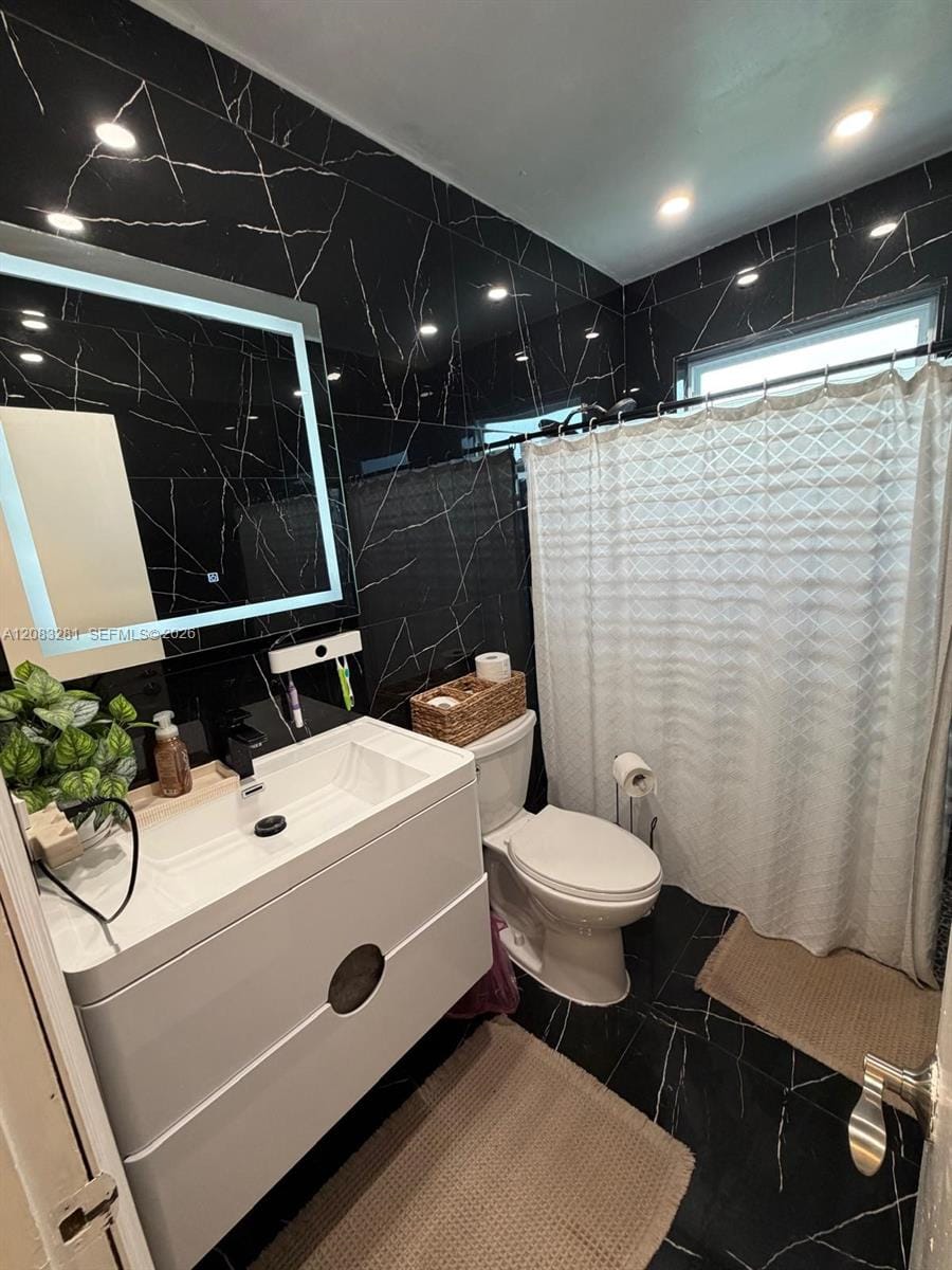 9315 Jamaica Drive — photo 11
