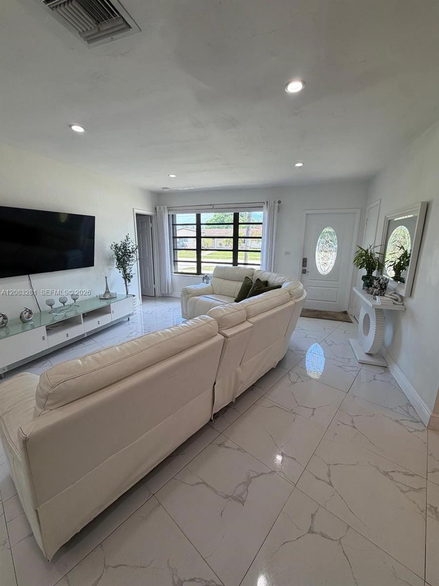 9315 Jamaica Drive — photo 6