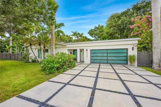 8201 SW 62nd Avenue, South Miami, FL 33143
