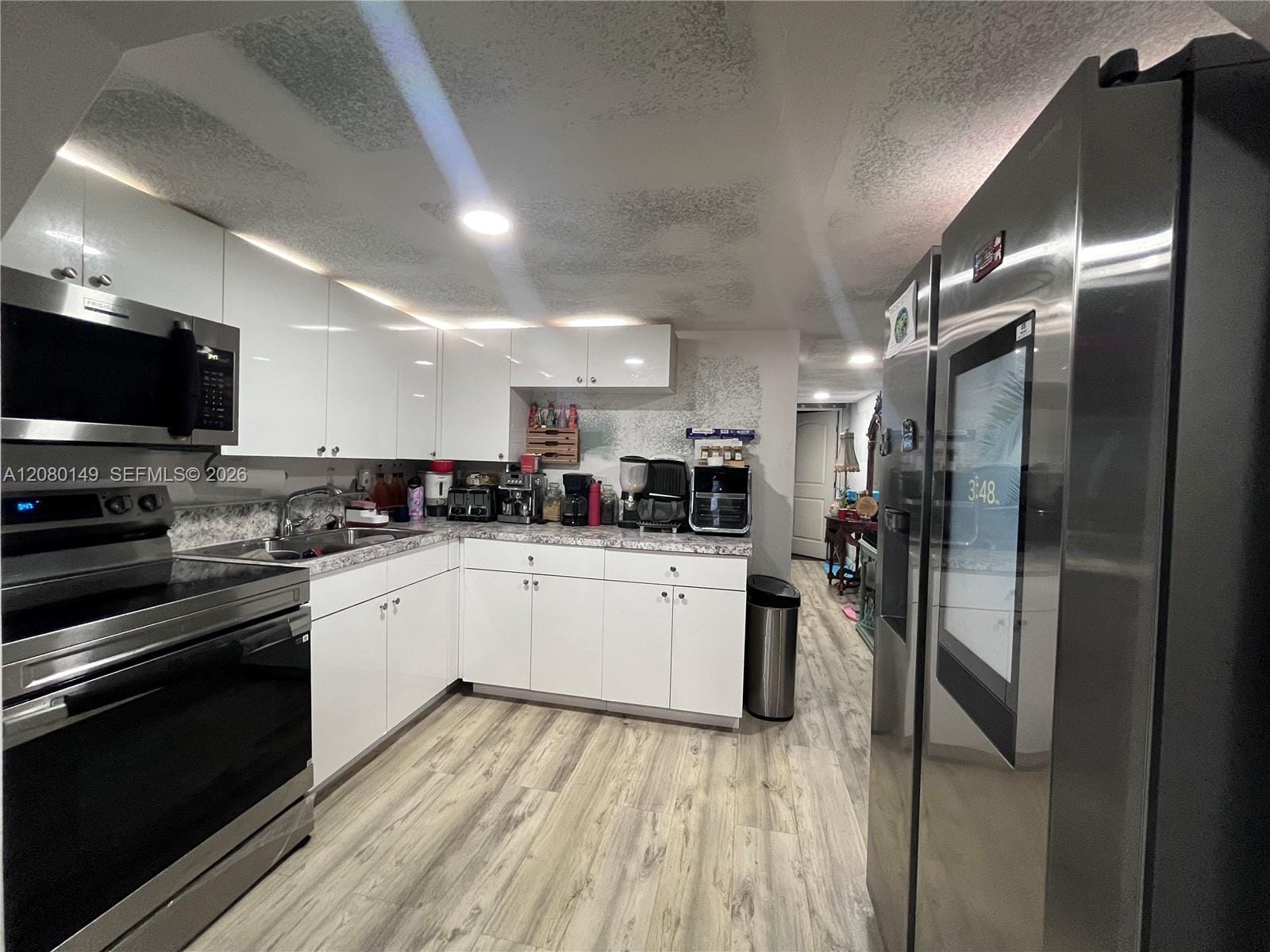 19900 NW 37th Avenue, Miami Gardens, FL 33056
