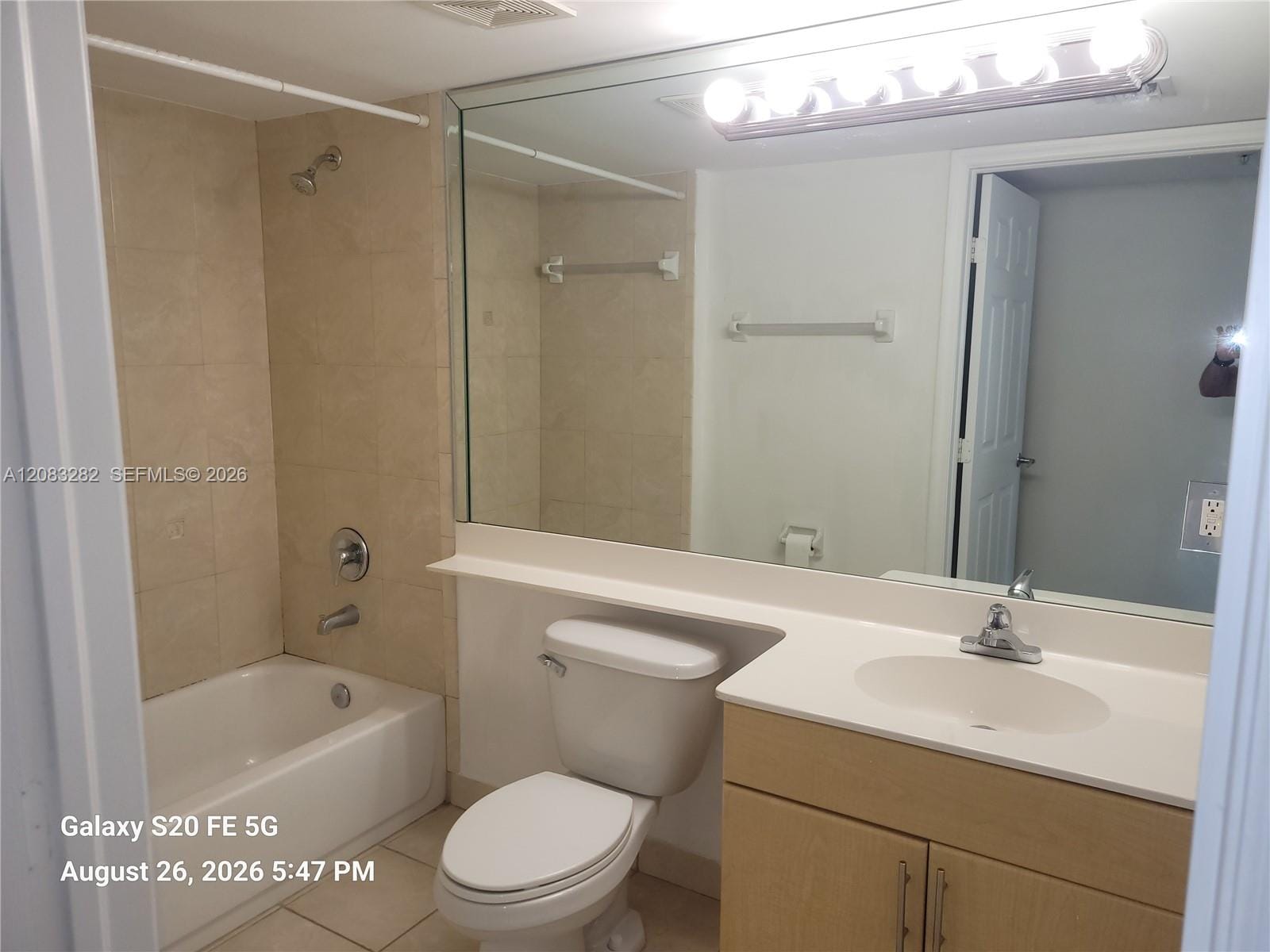 1690 SW 27th Avenue 501, Miami, FL 33145 photo 8