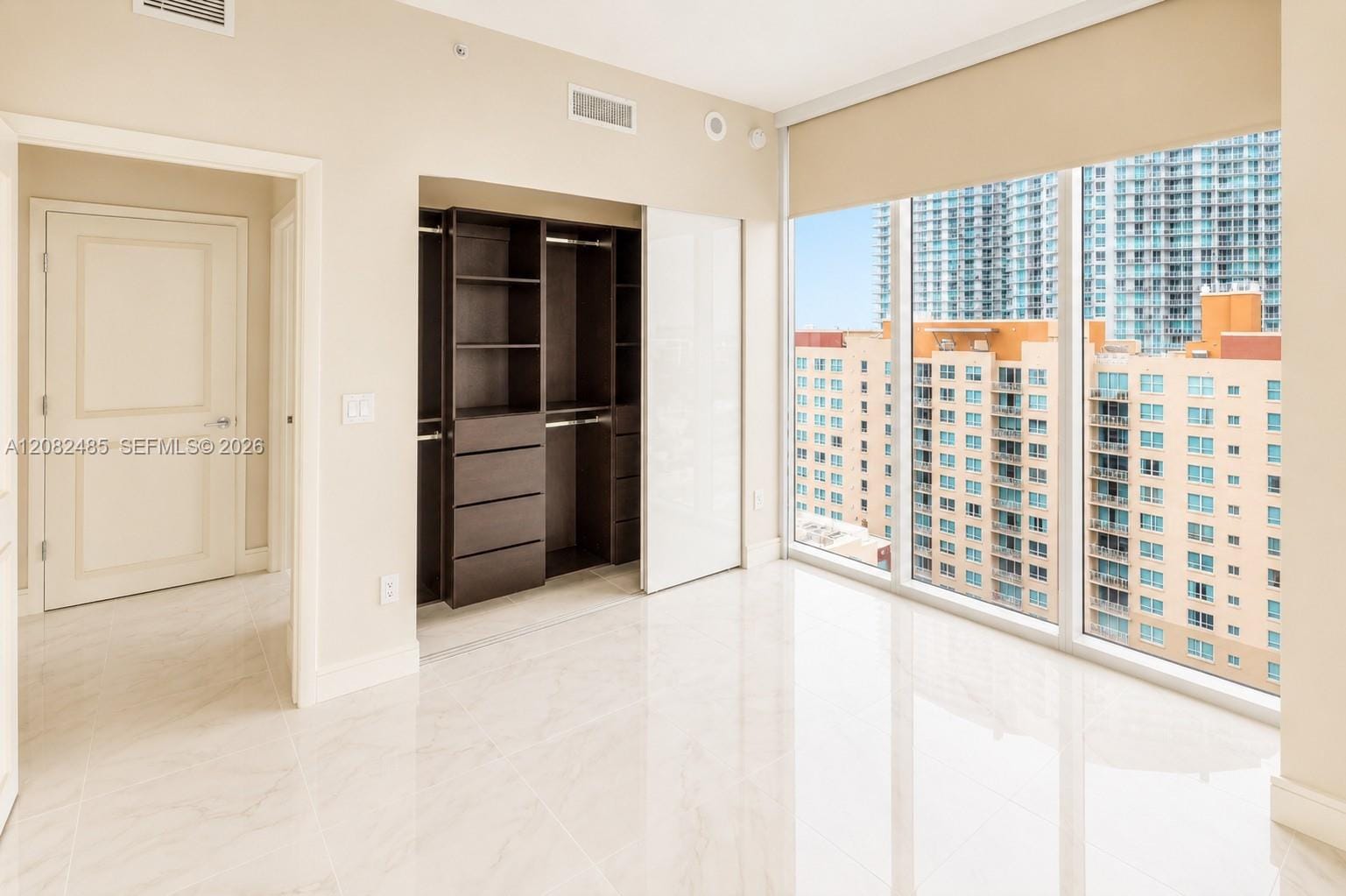2020 N Bayshore Drive 1710 — photo 11