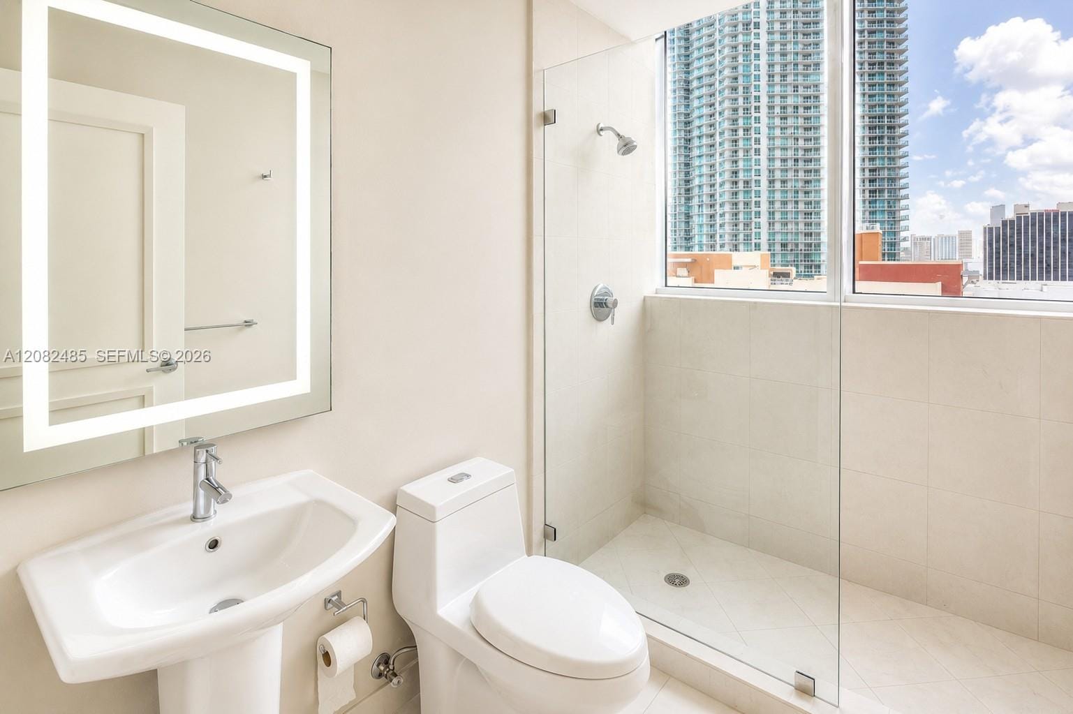 2020 N Bayshore Drive 1710 — photo 12