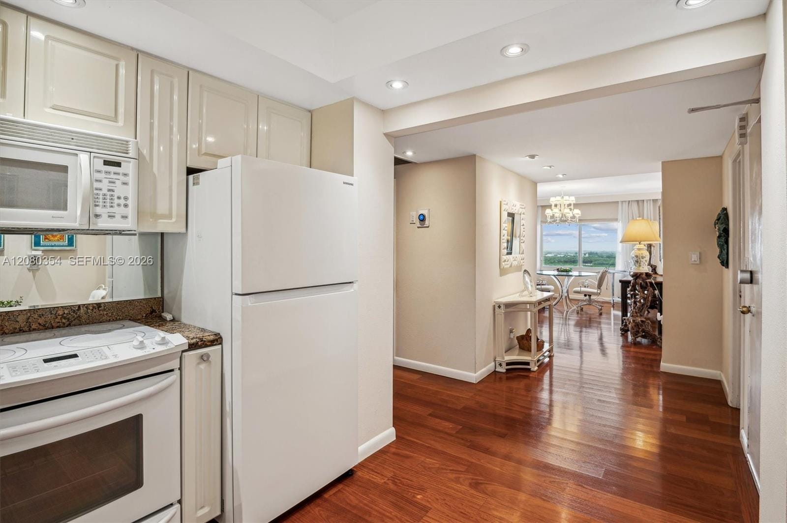 500 Bayview Drive 2122 — photo 10