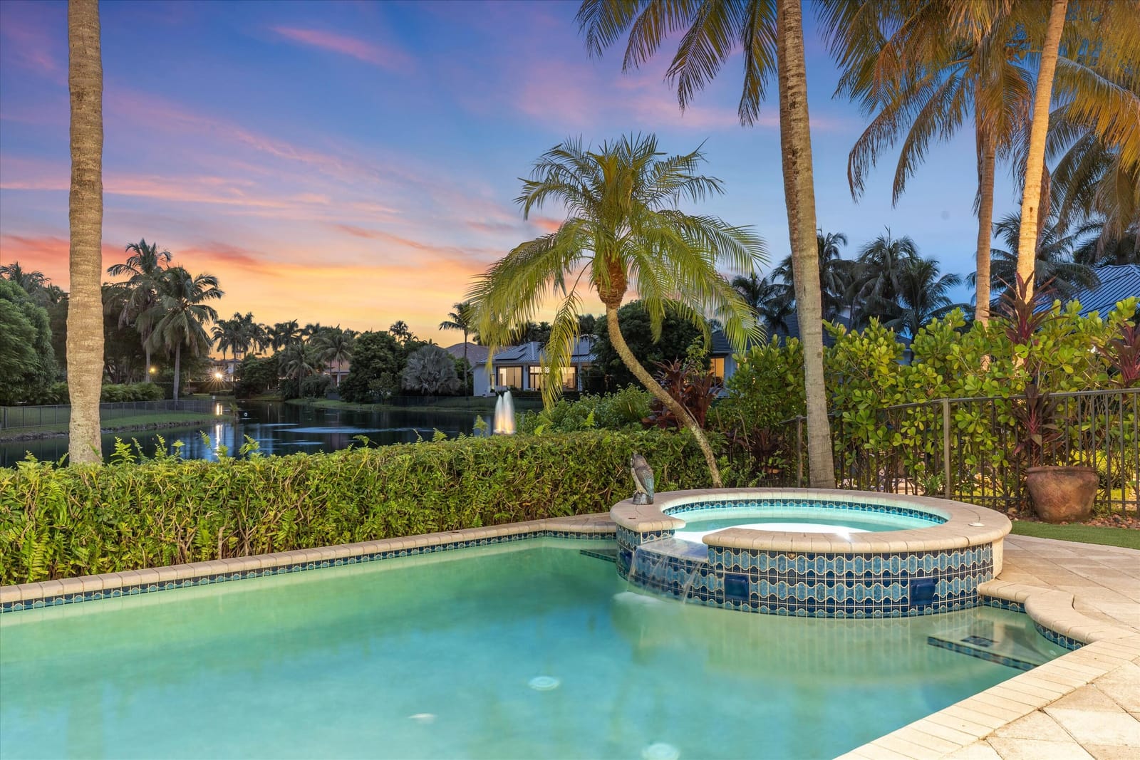 10821 Blue Palm Street, Plantation, FL 33324 photo 2