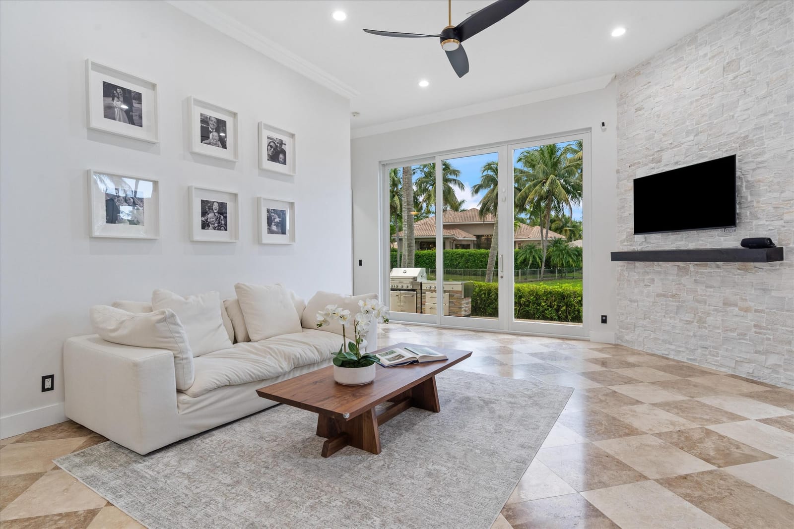 10821 Blue Palm Street, Plantation, FL 33324 photo 12