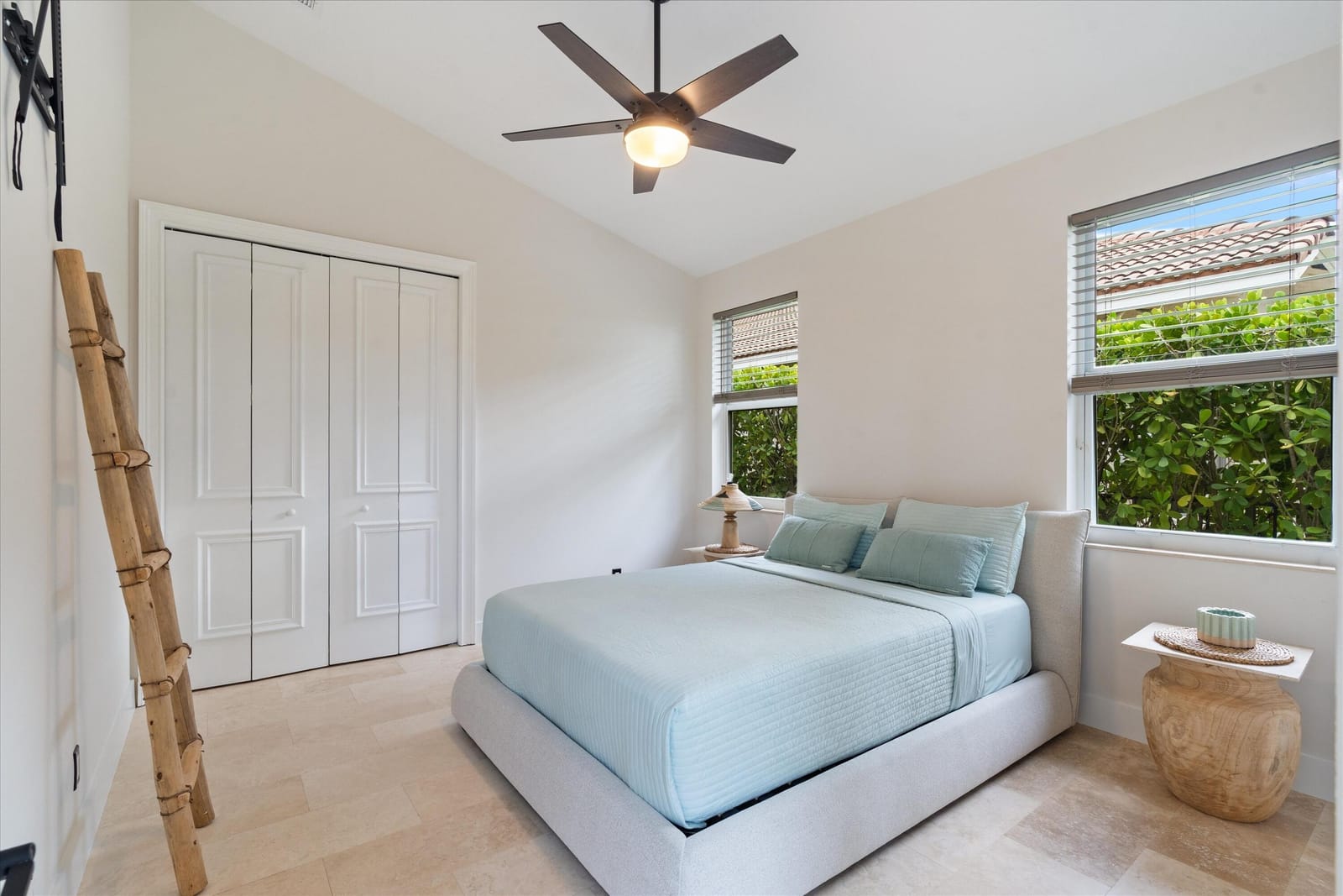 10821 Blue Palm Street, Plantation, FL 33324 photo 17