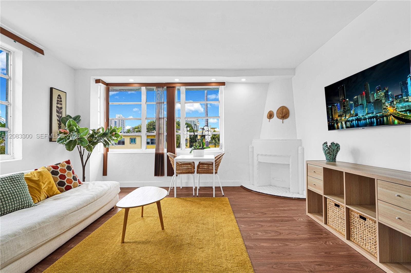 1525 Meridian Avenue 201 — photo 10