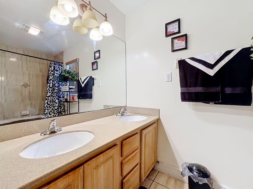 2914 ZORA NEAL Drive — photo 12