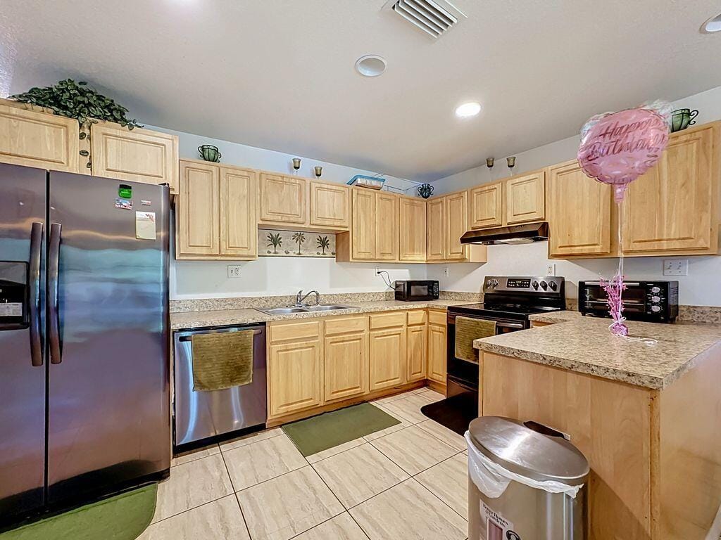 2914 ZORA NEAL Drive — photo 7