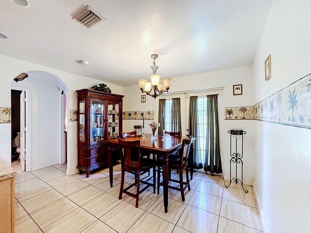 2914 ZORA NEAL Drive — photo 8