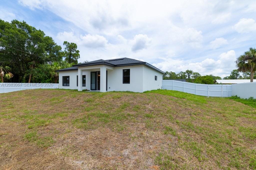 2108 Truman Avenue, FL 33920 photo 2