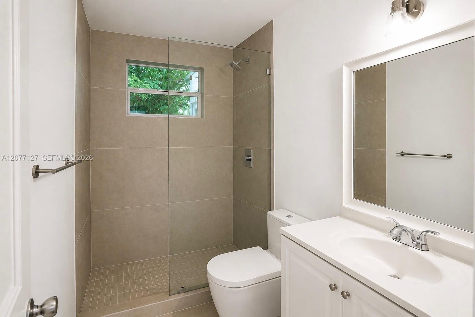 4134 Ventura Avenue — photo 11