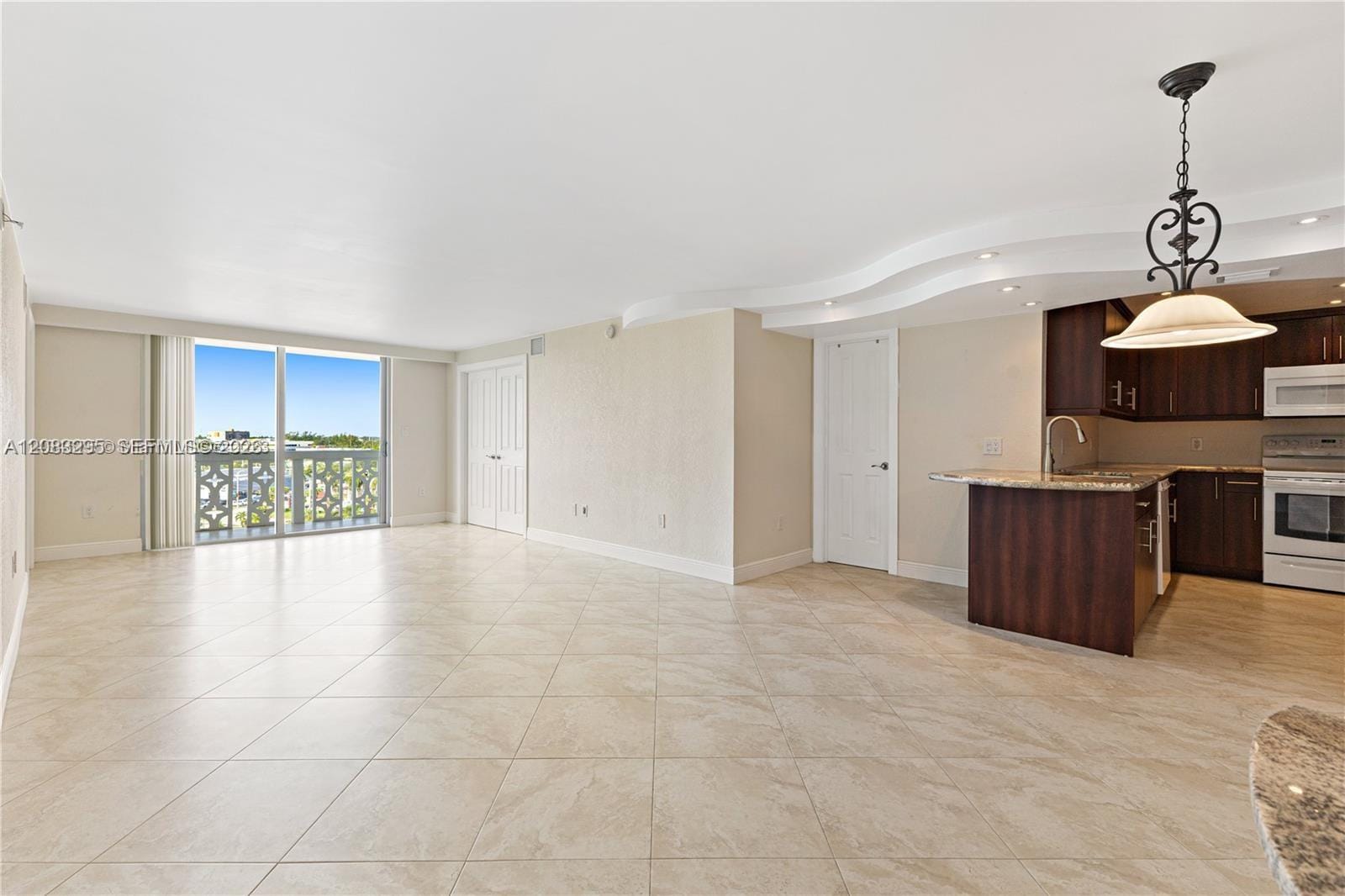 13155 Ixora Court 905, North Miami, FL 33181