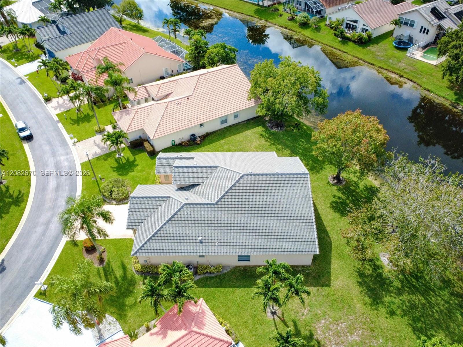 2549 Egret Lake Drive — photo 3