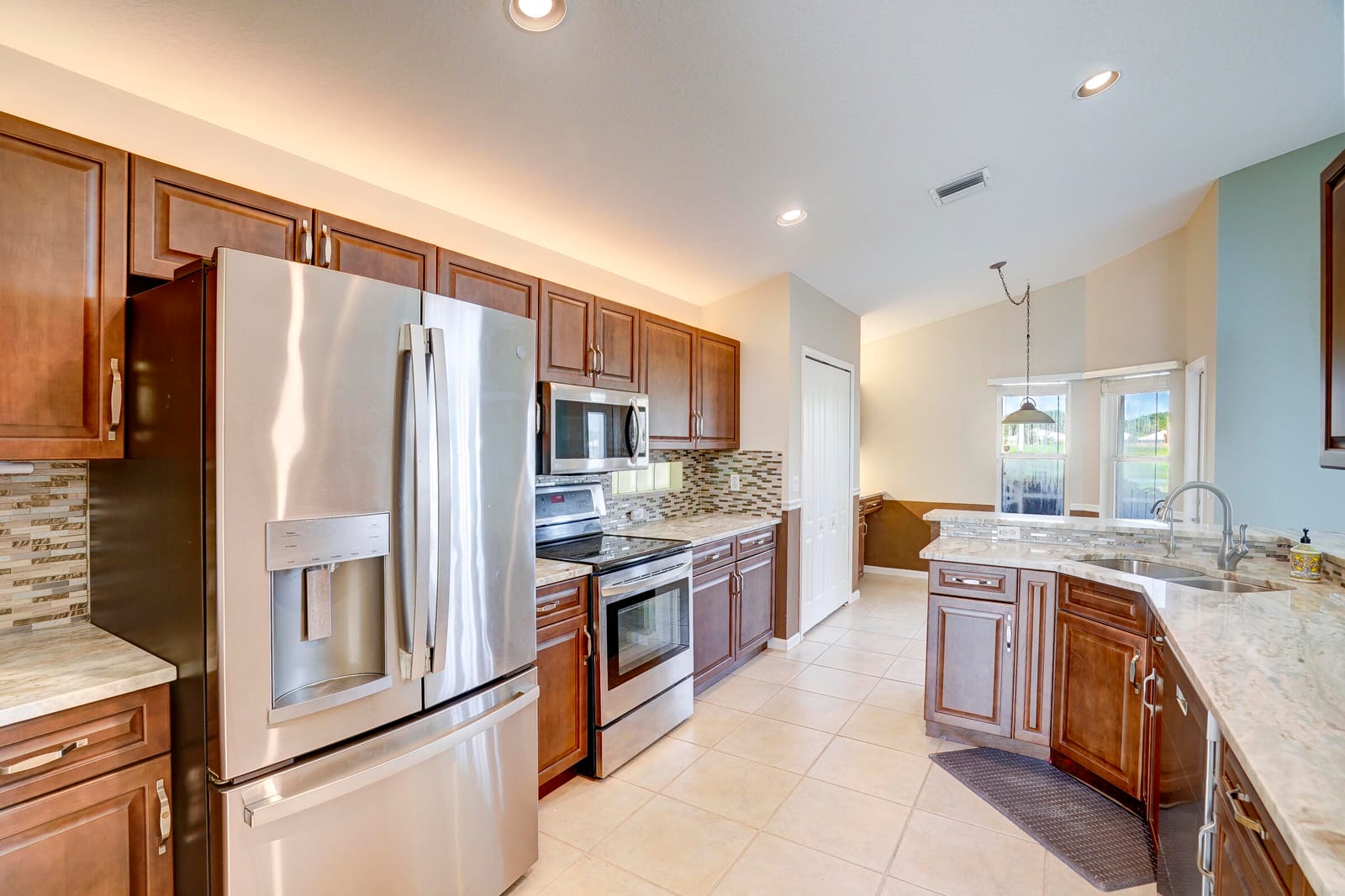 1117 AVONDALE Court, West Palm Beach, FL 33409 photo 21