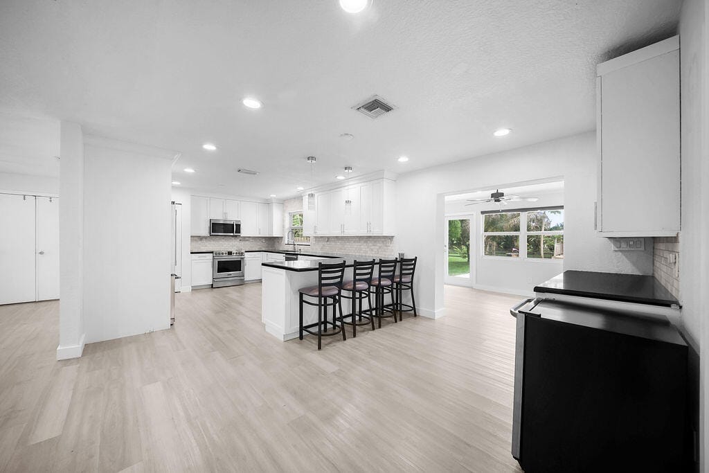 4910 SW 205TH Avenue — photo 11
