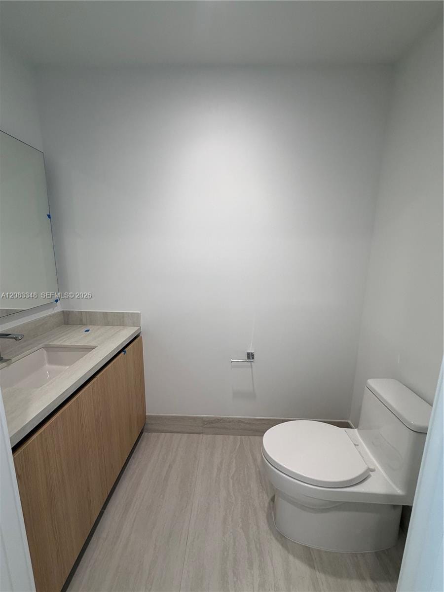 2411 Laguna Circle 2307, North Miami, FL 33181 photo 18