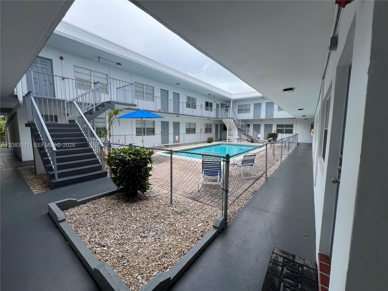 30 SE 4th Avenue 106, Hallandale Beach, FL 33009 photo 17