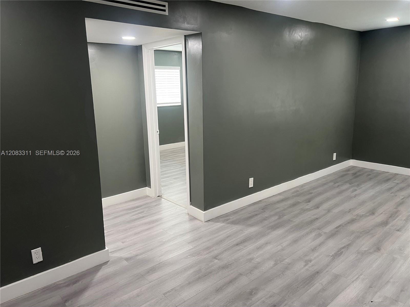 30 SE 4th Avenue 106, Hallandale Beach, FL 33009 photo 7