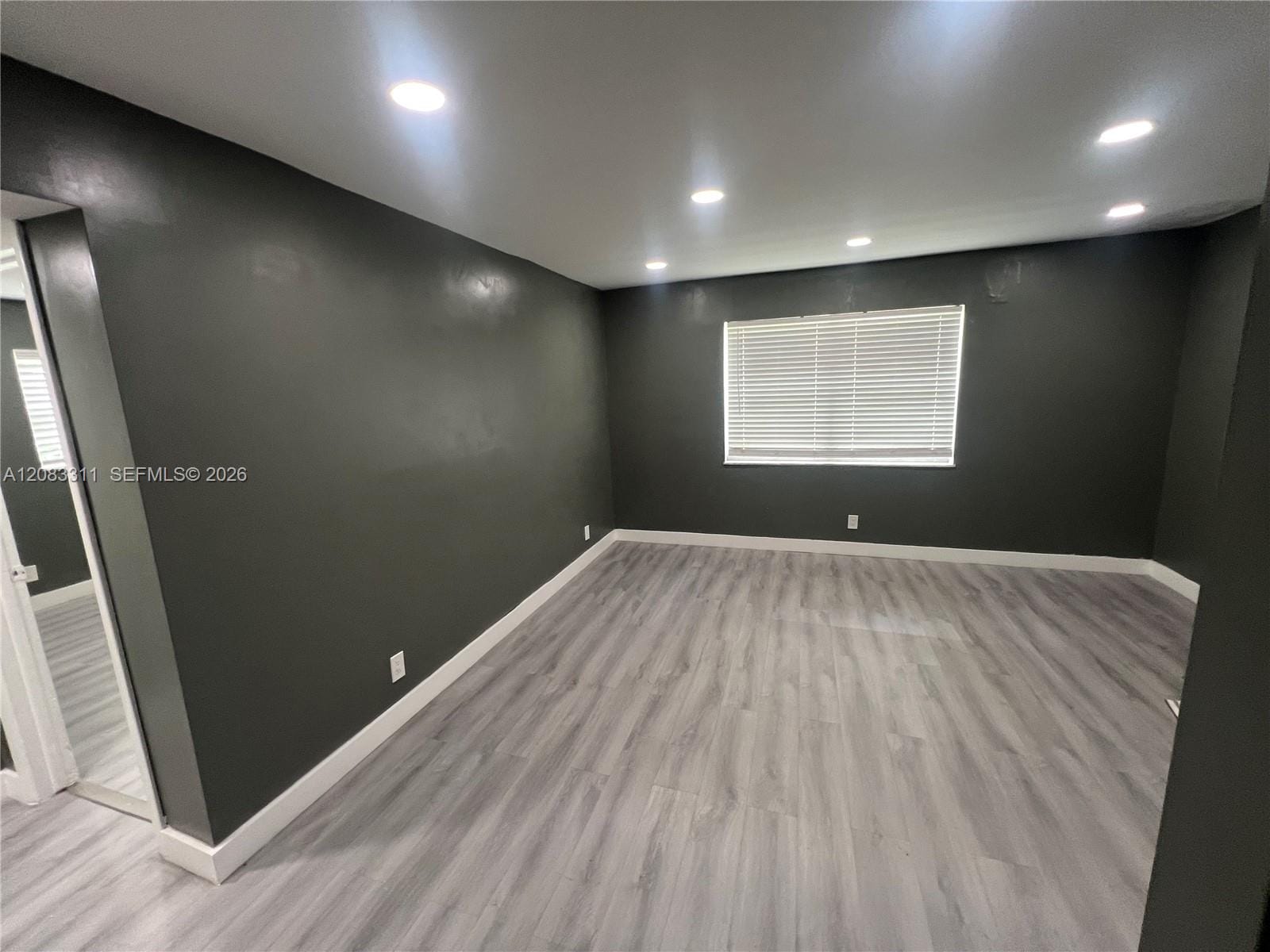 30 SE 4th Avenue 106, Hallandale Beach, FL 33009 photo 9