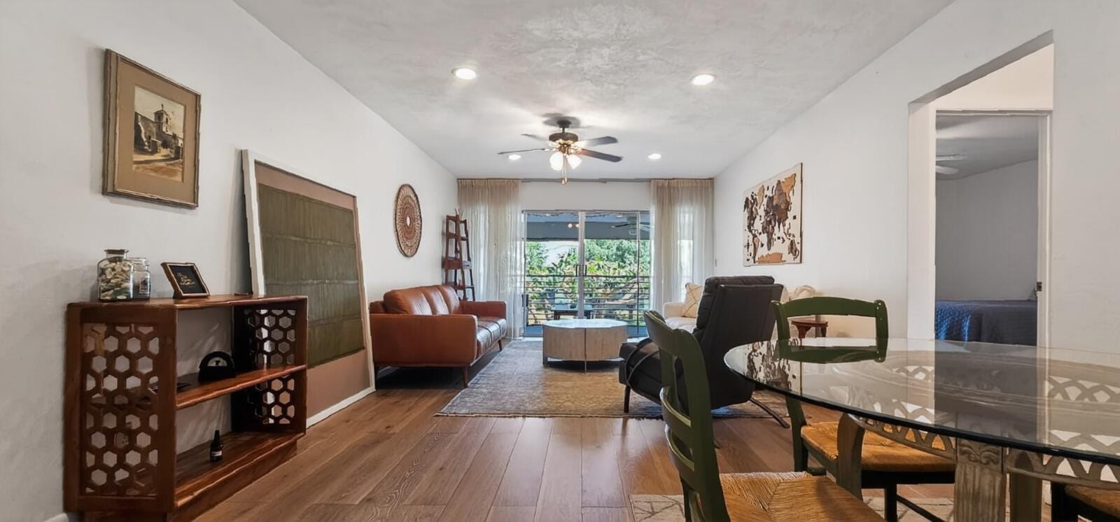 8 Garden Street, Tequesta, FL 33469