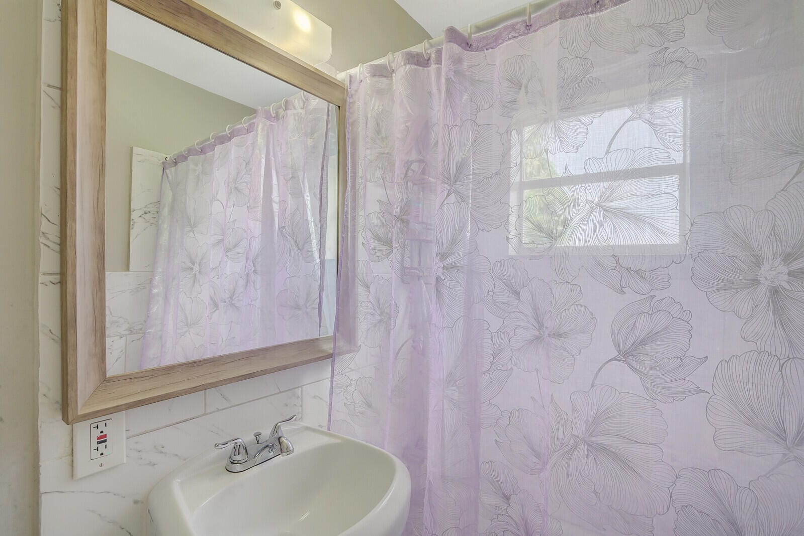1225 W 10th Street, Riviera Beach, FL 33404 photo 11