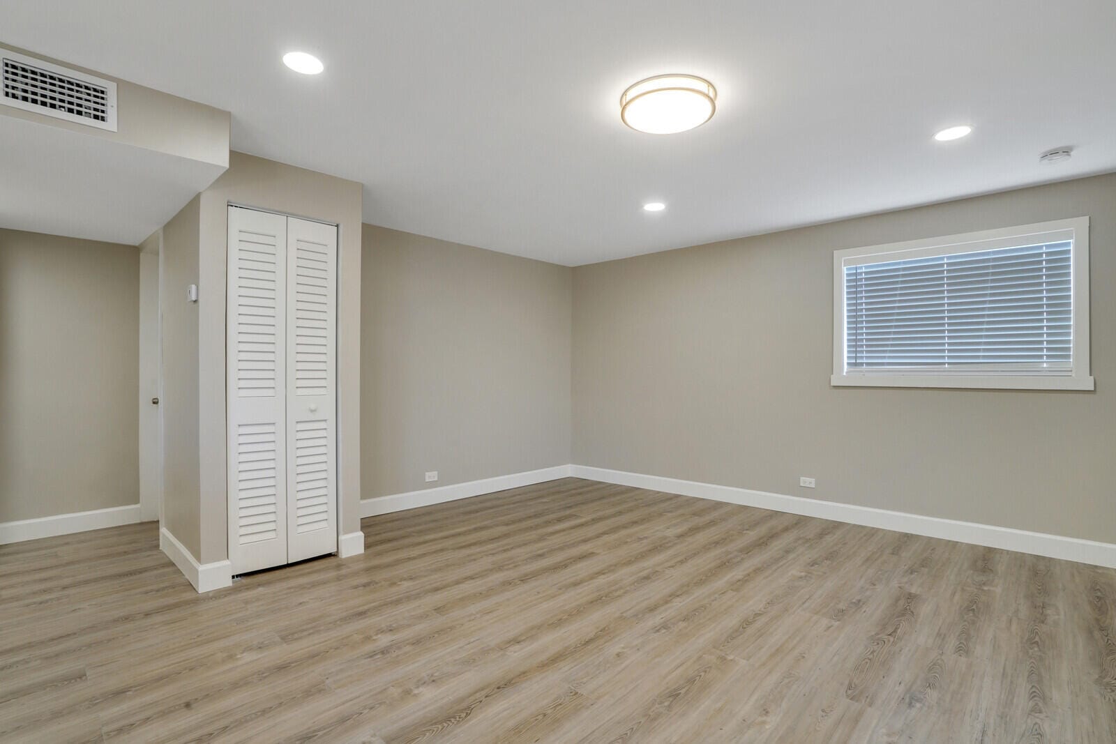 1225 W 10th Street, Riviera Beach, FL 33404 photo 15