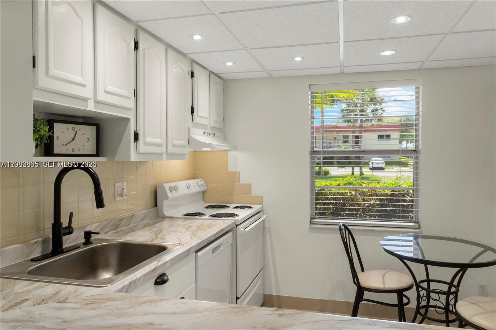 3 Abbey Lane 101 — photo 12
