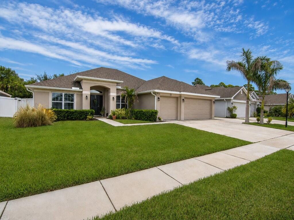 8332 Amalfi Circle — photo 2