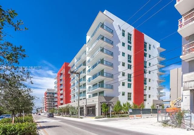 7825 NW 107th Avenue 411, Doral, FL 33178