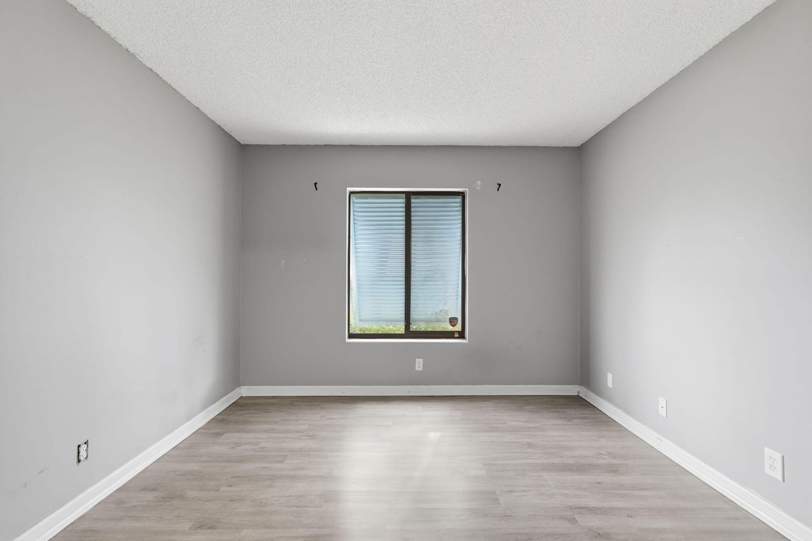 1104 GREEN PINE Boulevard G1, West Palm Beach, FL 33409 photo 21