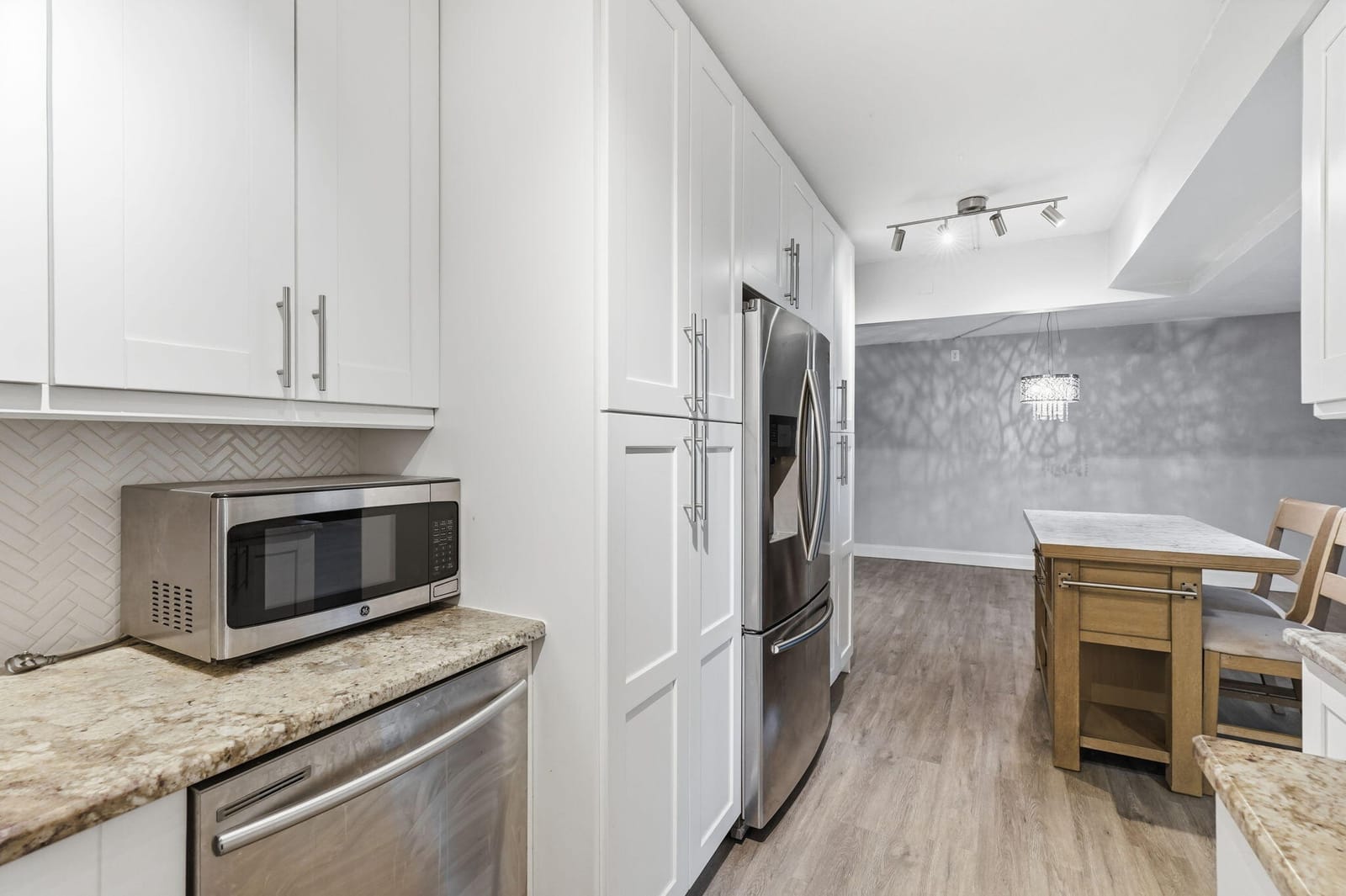 1104 GREEN PINE Boulevard G1 — photo 5