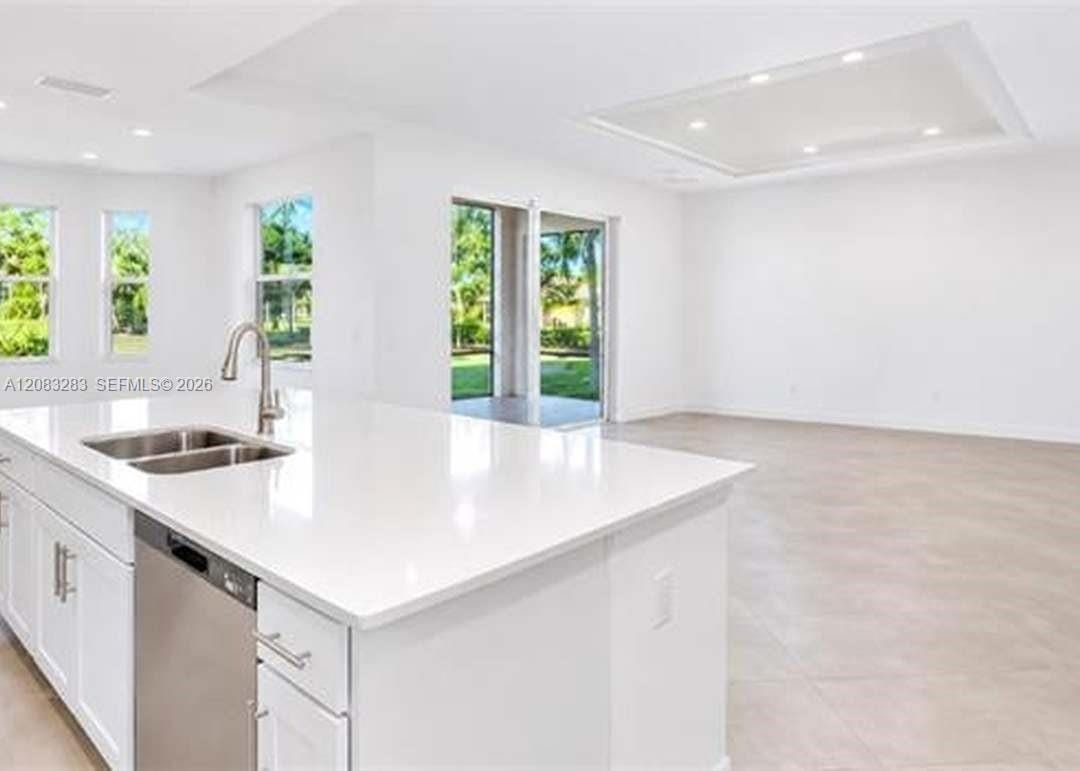 5651 Double Eagle Circle 4327, Ave Maria, FL 34142 photo 8