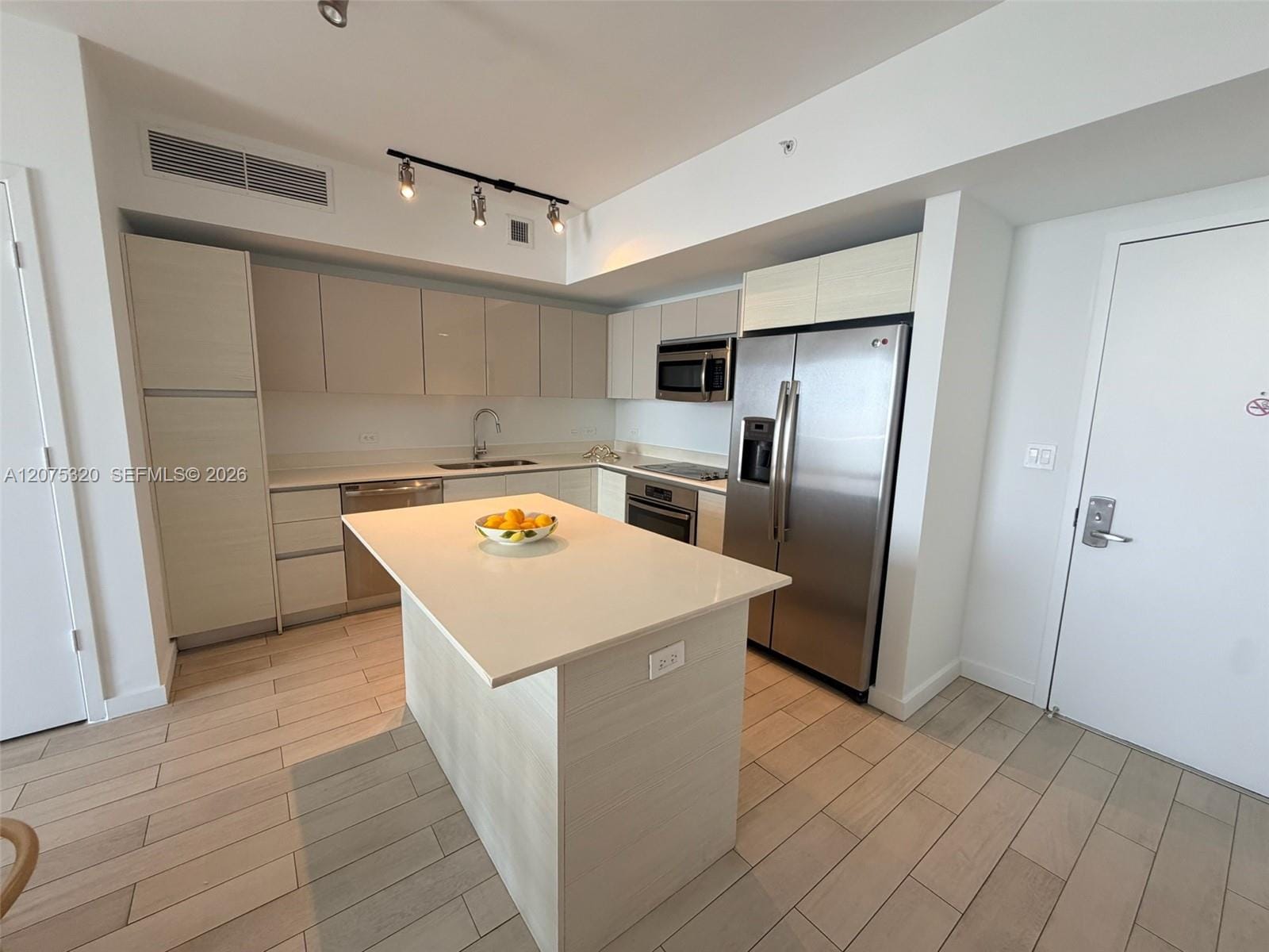 2600 E Hallandale Beach Boulevard T3209 — photo 8